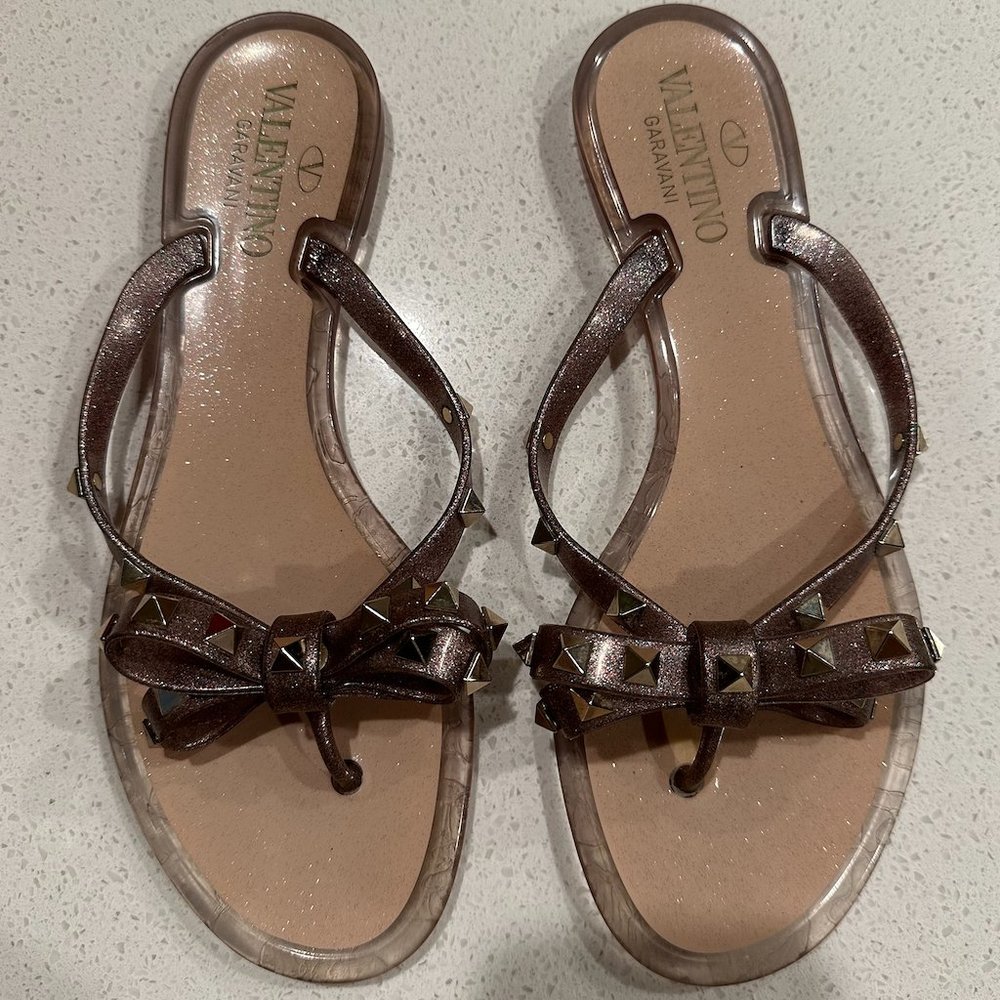 Valentino_Rockstud Jelly Flip Flop